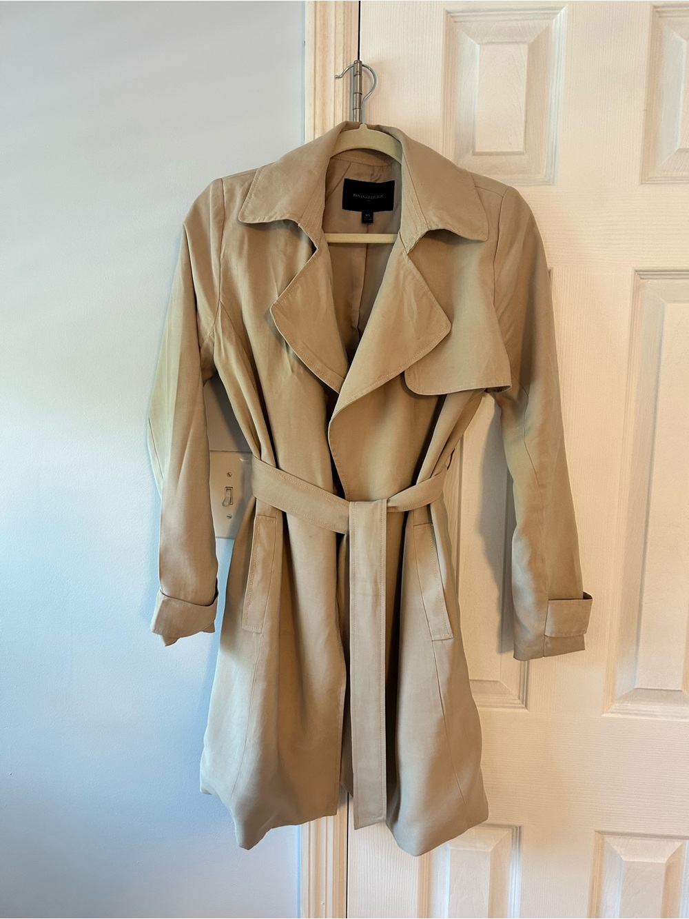 Banana Republic Light Tan Coat